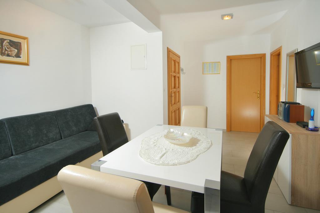 Apartmani Mane Trogir Buitenkant foto