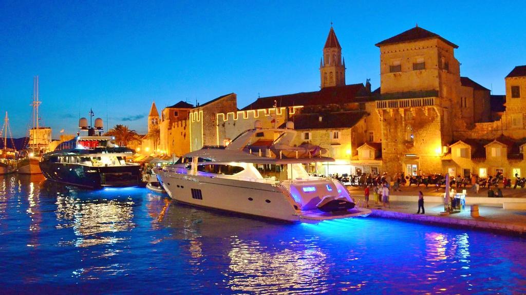 Apartmani Mane Trogir Buitenkant foto